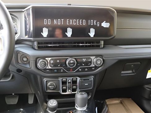 New 2025 Jeep Wrangler Unlimited Sahara image 22