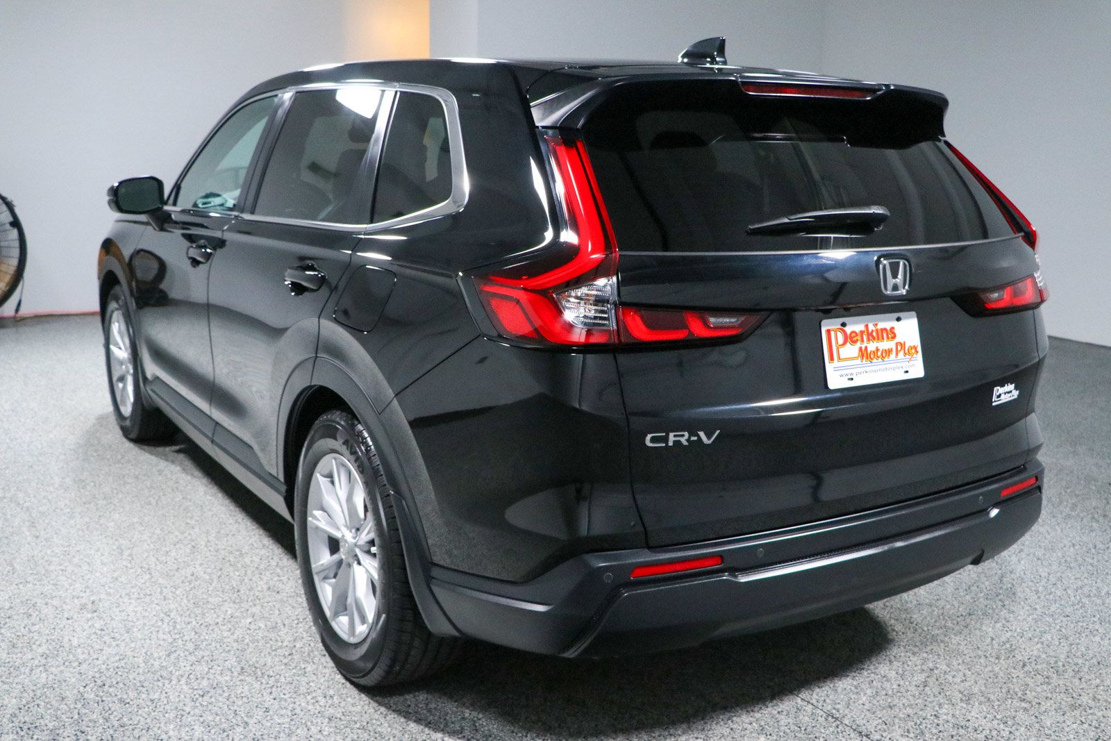 Used 2023 Honda CR-V EX-L image 9