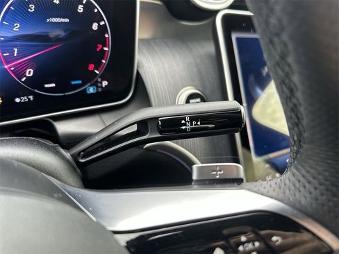 Used 2025 Mercedes-Benz GLC 300 GLC 300 image 20