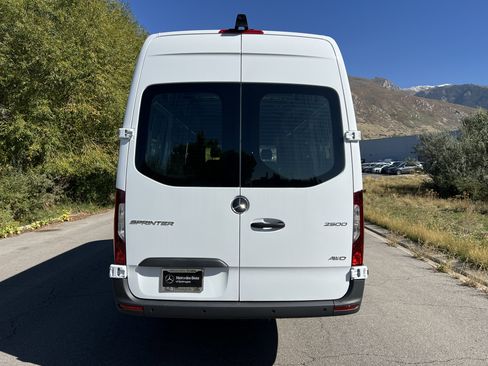 New 2025 Mercedes-Benz Sprinter 2500 image 11