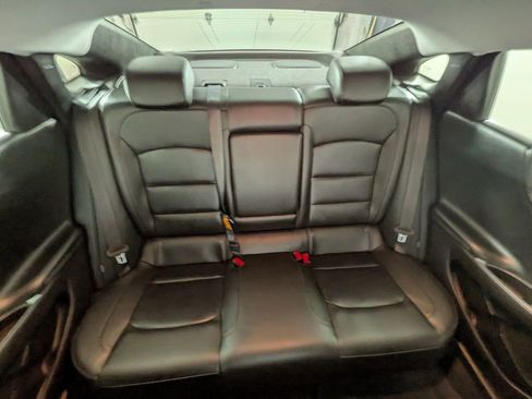 Used 2017 Chevrolet Malibu LT w/ Leather Package image 29