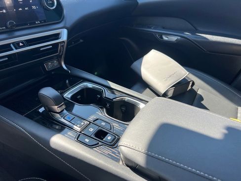 Used 2024 Lexus RX 350 FWD image 17