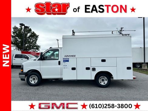 New 2025 GMC Savana 3500 w/ Power Convenience Package image 6