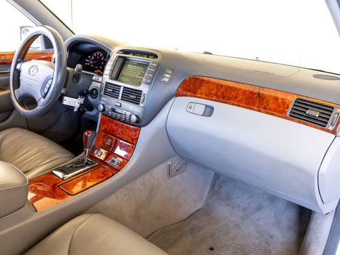 Used 2004 Lexus LS 430 image 28