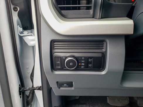 New 2026 Ford F250 XL w/ XL Chrome Package image 9