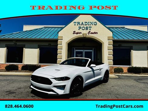 Used 2018 Ford Mustang Convertible w/ Equipment Group 101A image 1