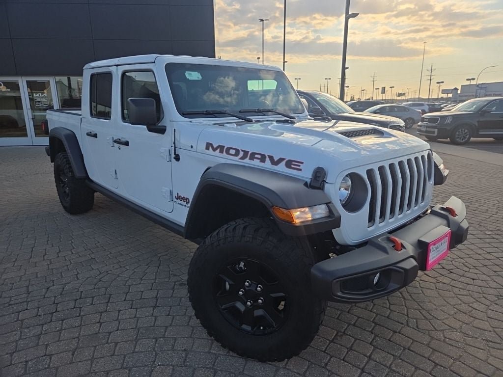Used 2022 Jeep Gladiator Mojave w/ Cold Weather Group AWD/4WD image 3