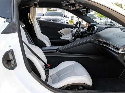Used 2020 Chevrolet Corvette Stingray Preferred Cpe w/ 2LT Preferred Equipment Group RWD image 34