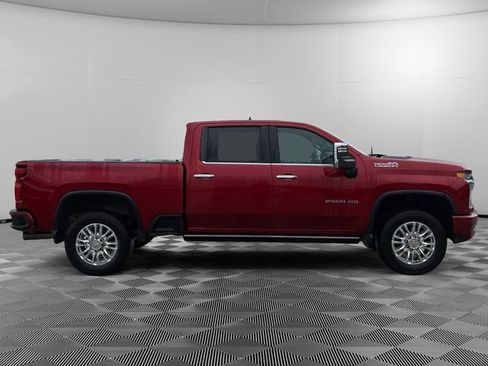 Used 2022 Chevrolet Silverado 2500 High Country w/ Safety Package II AWD/4WD image 6