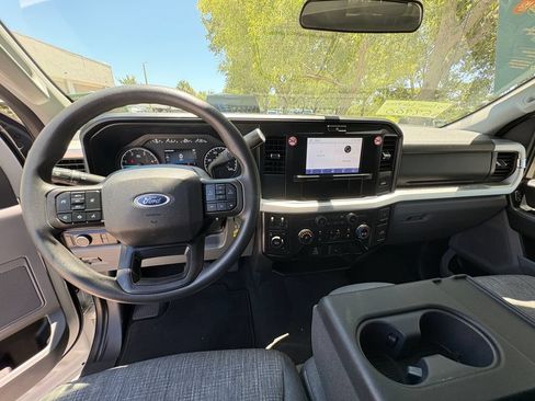 Certified 2025 Ford F250 XLT AWD/4WD image 8