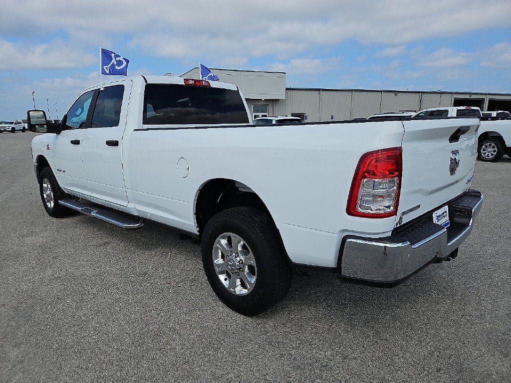 Certified 2024 RAM 3500 Big Horn AWD/4WD image 4