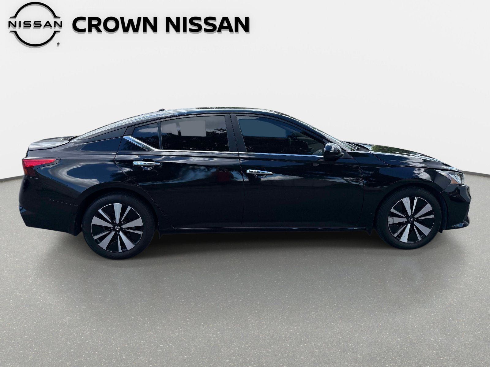 Certified 2021 Nissan Altima 2.5 SV FWD image 9