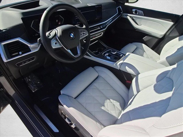 Certified 2026 BMW X7 xDrive40i AWD/4WD image 11
