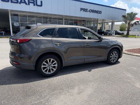 Used 2018 MAZDA CX-9 Touring w/ Touring Premium Package FWD image 3
