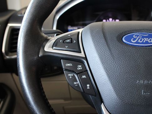 Used 2019 Ford Edge Titanium w/ Equipment Group 301A image 24