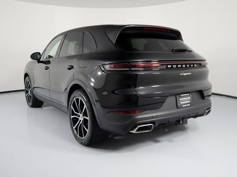 New 2026 Porsche Cayenne E-Hybrid image 3