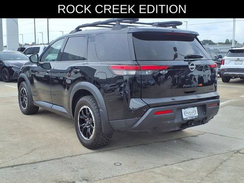 Used 2024 Nissan Pathfinder Rock Creek AWD/4WD image 6