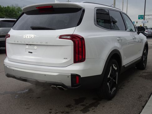 Used 2024 Kia Telluride S w/ S Sunroof Package AWD/4WD image 5