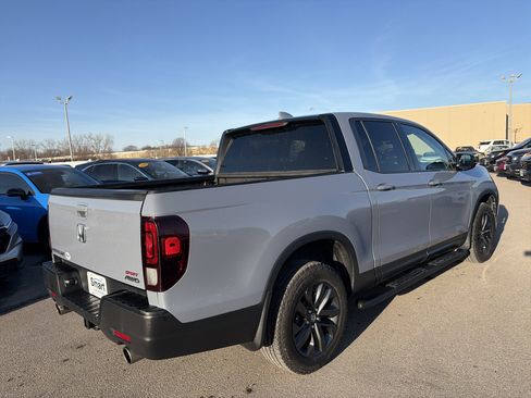 Certified 2023 Honda Ridgeline Sport image 6