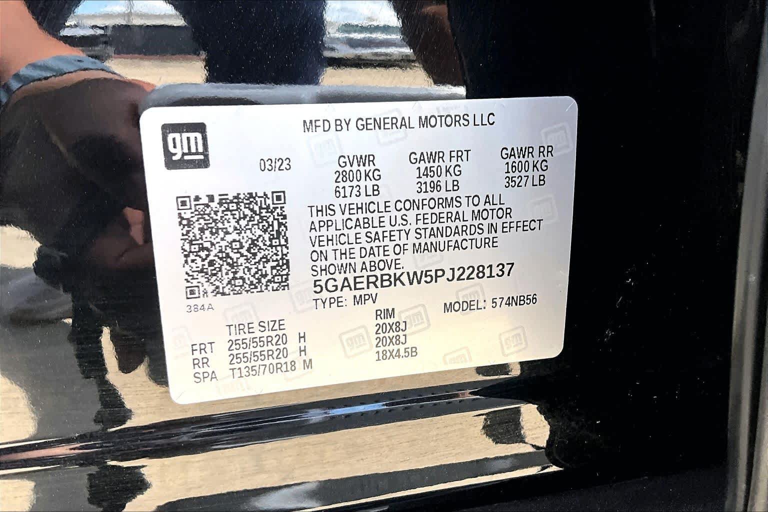 Certified 2023 Buick Enclave Essence w/ Experience Buick Package FWD image 37