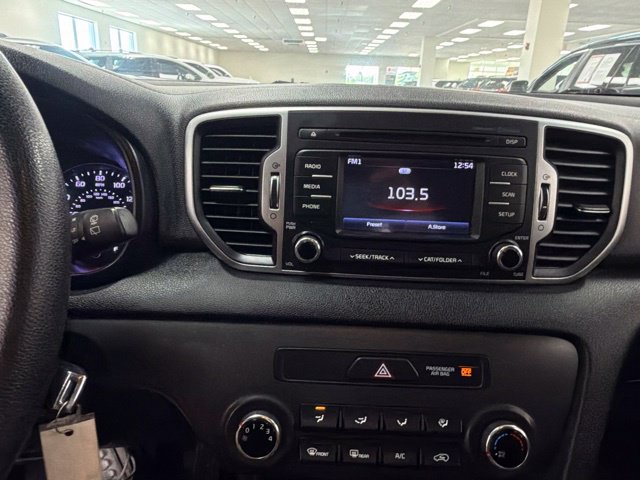 Used 2018 Kia Sportage LX FWD image 18