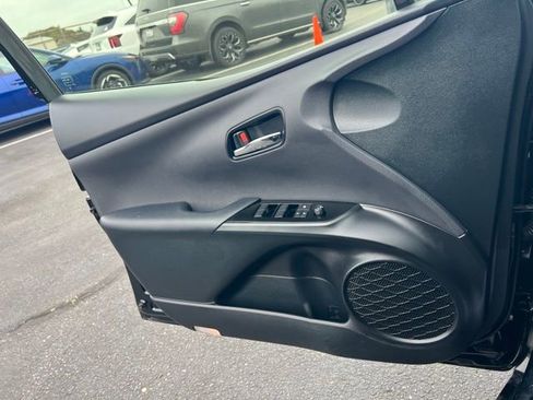 Used 2022 Toyota Prius AWD image 17