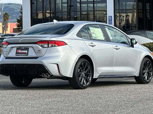 New 2026 Toyota Corolla SE image 4