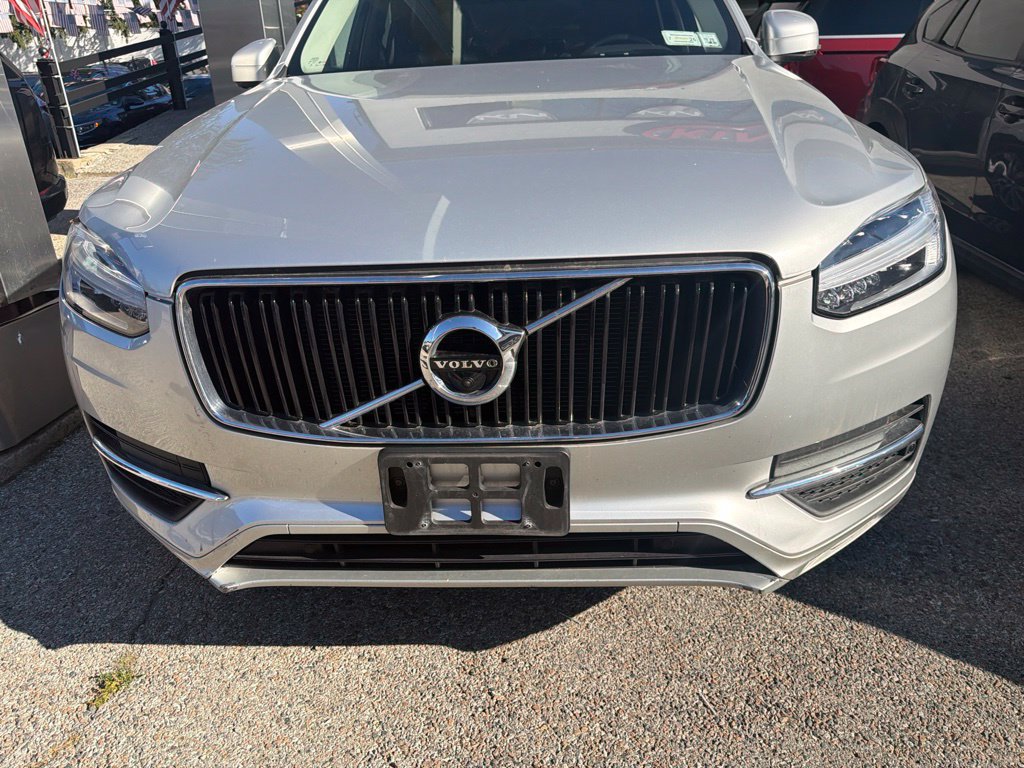 Used 2018 Volvo XC90 T5 Momentum w/ Convenience Package AWD/4WD image 6