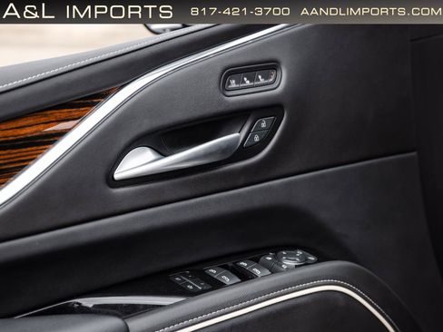 Used 2024 Cadillac Escalade ESV Premium Luxury w/ Performance Package AWD/4WD image 40