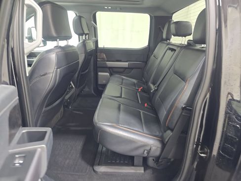 Used 2025 Ford F250 Lariat w/ Black Appearance Package AWD/4WD image 11