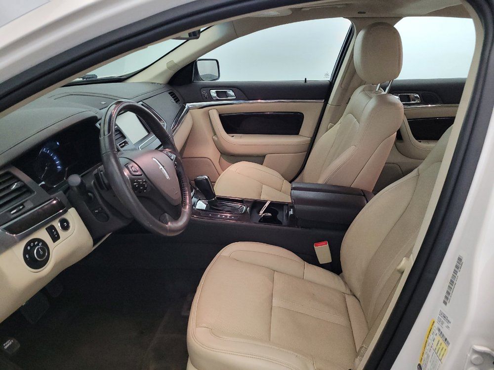 Used 2015 Lincoln MKS AWD w/ Equipment Group 201A image 17