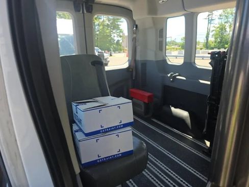 Used 2018 Ford Transit 350 XL RWD image 14