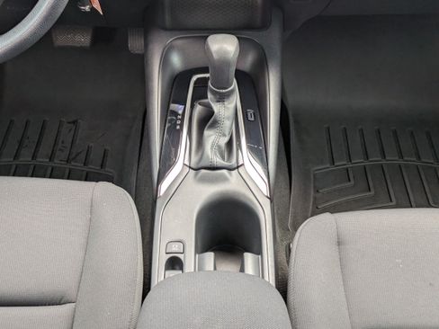 Used 2023 Toyota Corolla LE FWD image 19