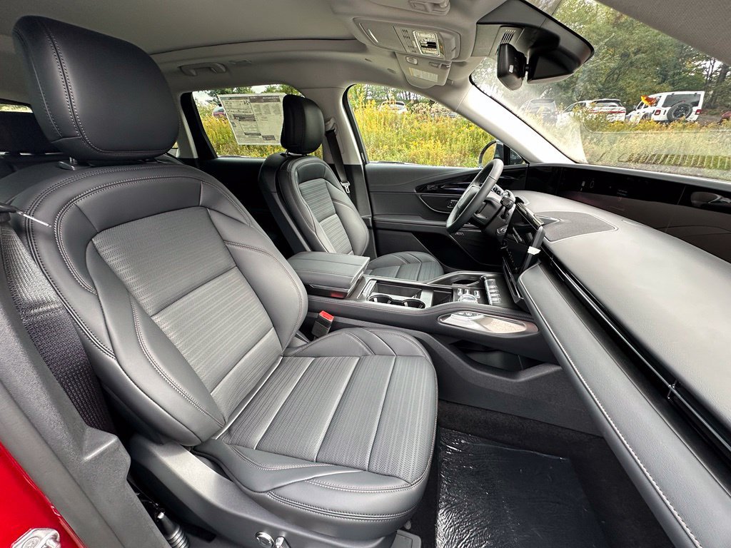 New 2026 Lincoln Nautilus Reserve AWD/4WD image 22