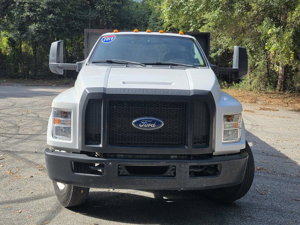 Used 2019 Ford F650 2WD Regular Cab Super Duty image 2