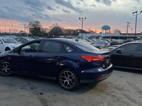 Used 2017 Ford Focus SEL image 10