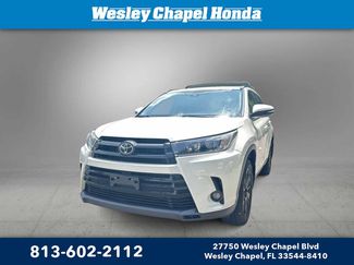 Used 2019 Toyota Highlander SE AWD/4WD video 1