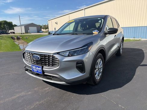 Used 2024 Ford Escape Active AWD/4WD image 8