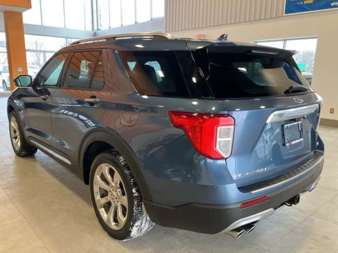 Used 2020 Ford Explorer Platinum w/ Premium Technology Package image 7