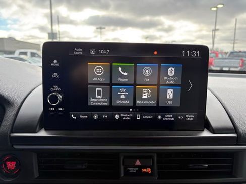 Used 2025 Honda Pilot EX-L image 16