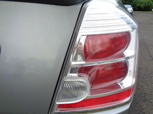 Used 2012 Nissan Sentra 2.0 image 13