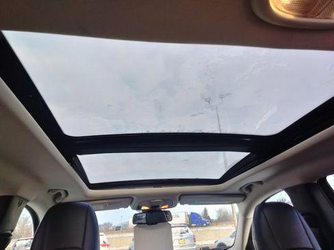 Used 2017 Jeep Cherokee Limited image 13