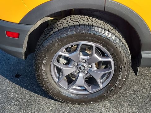 Certified 2022 Ford Bronco Sport Badlands w/ Premium Package AWD/4WD image 37