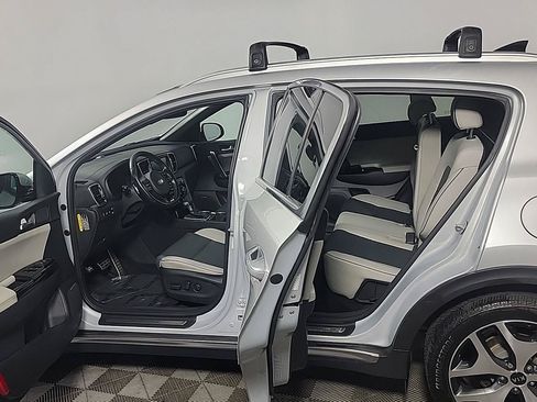 Used 2017 Kia Sportage SX FWD image 16
