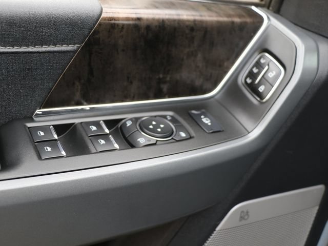 Used 2024 Ford F350 Lariat AWD/4WD image 19