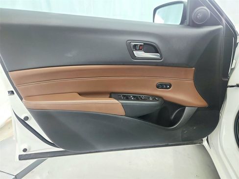 Used 2019 Acura ILX w/ Premium Package image 21