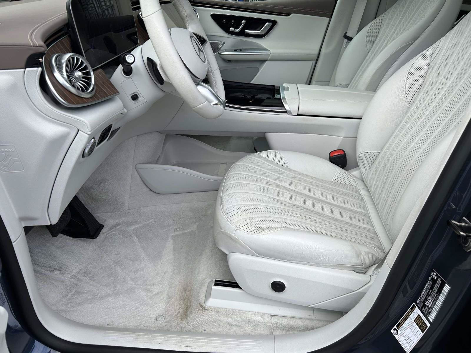 Used 2023 Mercedes-Benz EQE 500 4MATIC SUV image 19