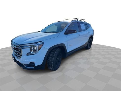 Used 2022 GMC Terrain AT4 w/ Tech Package image 4
