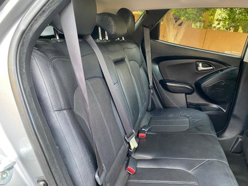 Used 2012 Hyundai Tucson Limited image 40