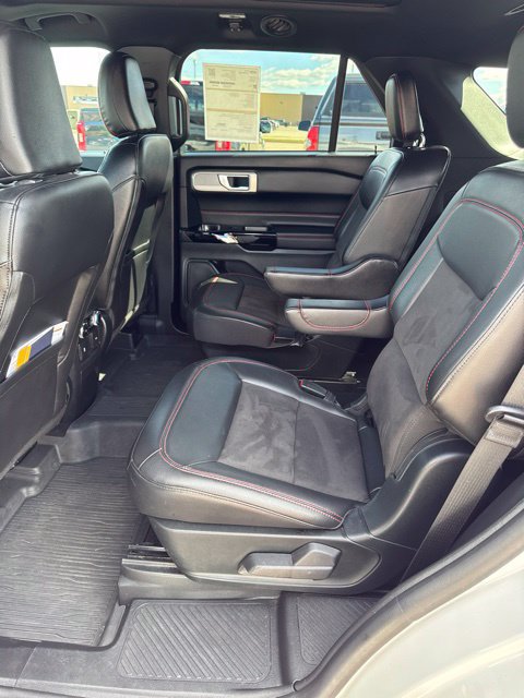 Certified 2023 Ford Explorer ST-Line w/ Class IV Trailer Tow Package AWD/4WD image 13